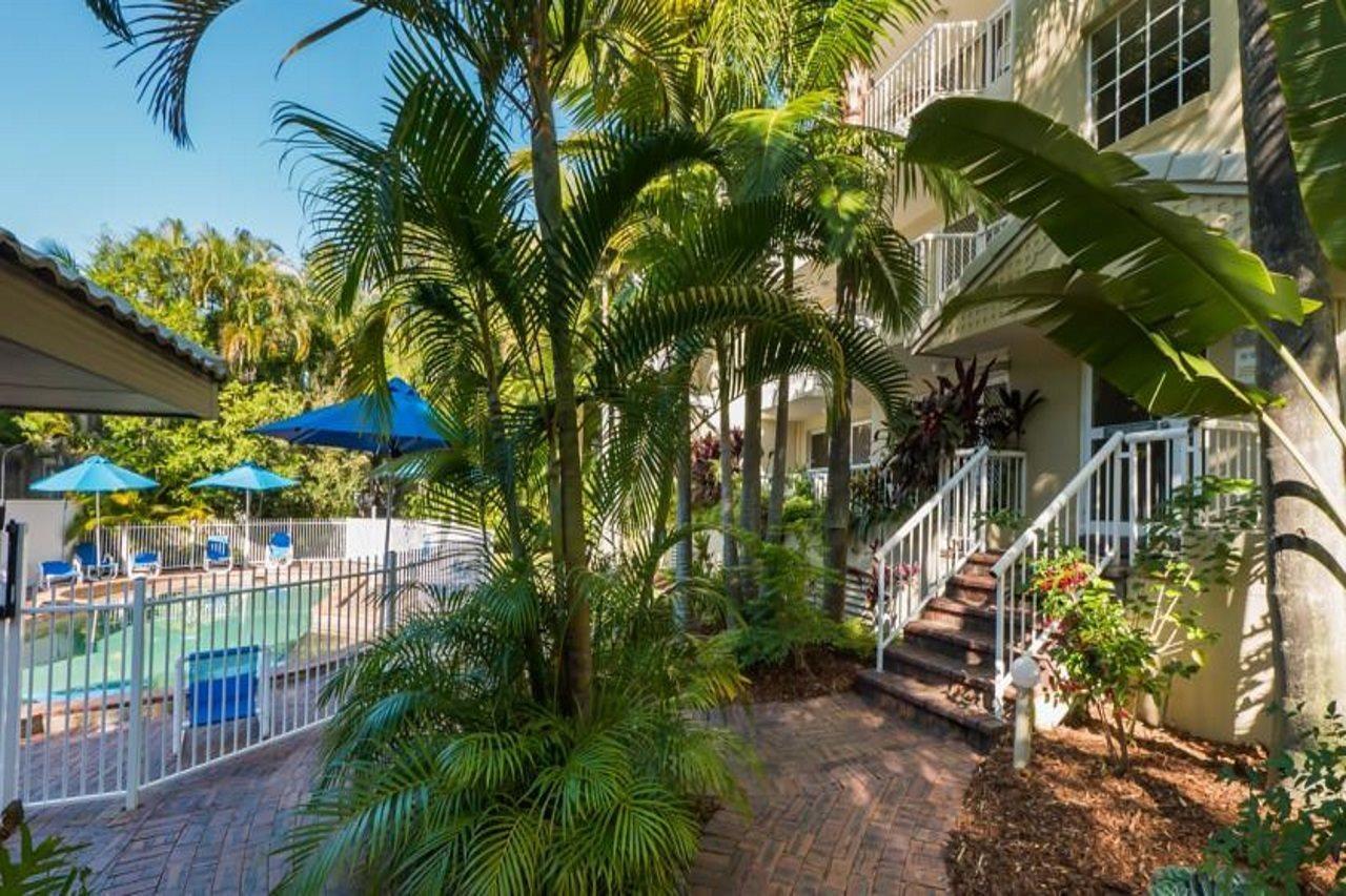 Surfers Tropique Holiday Apartments Gold Coast Exterior photo